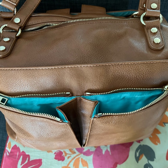 Convertible backpack diaper bag - Picture 3 of 5